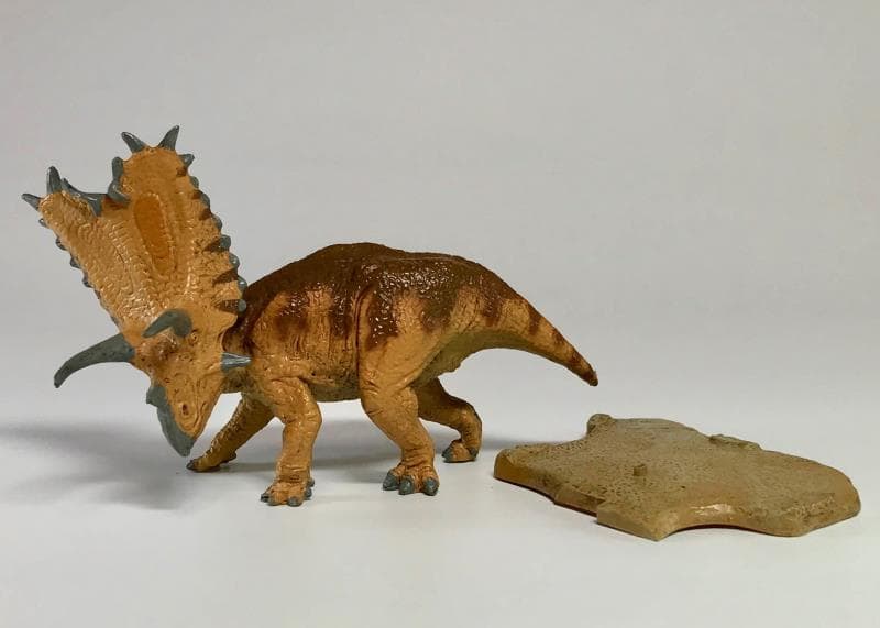 恐竜フィギュア】ビスタヒエヴェルソルVSペンタケラトプス