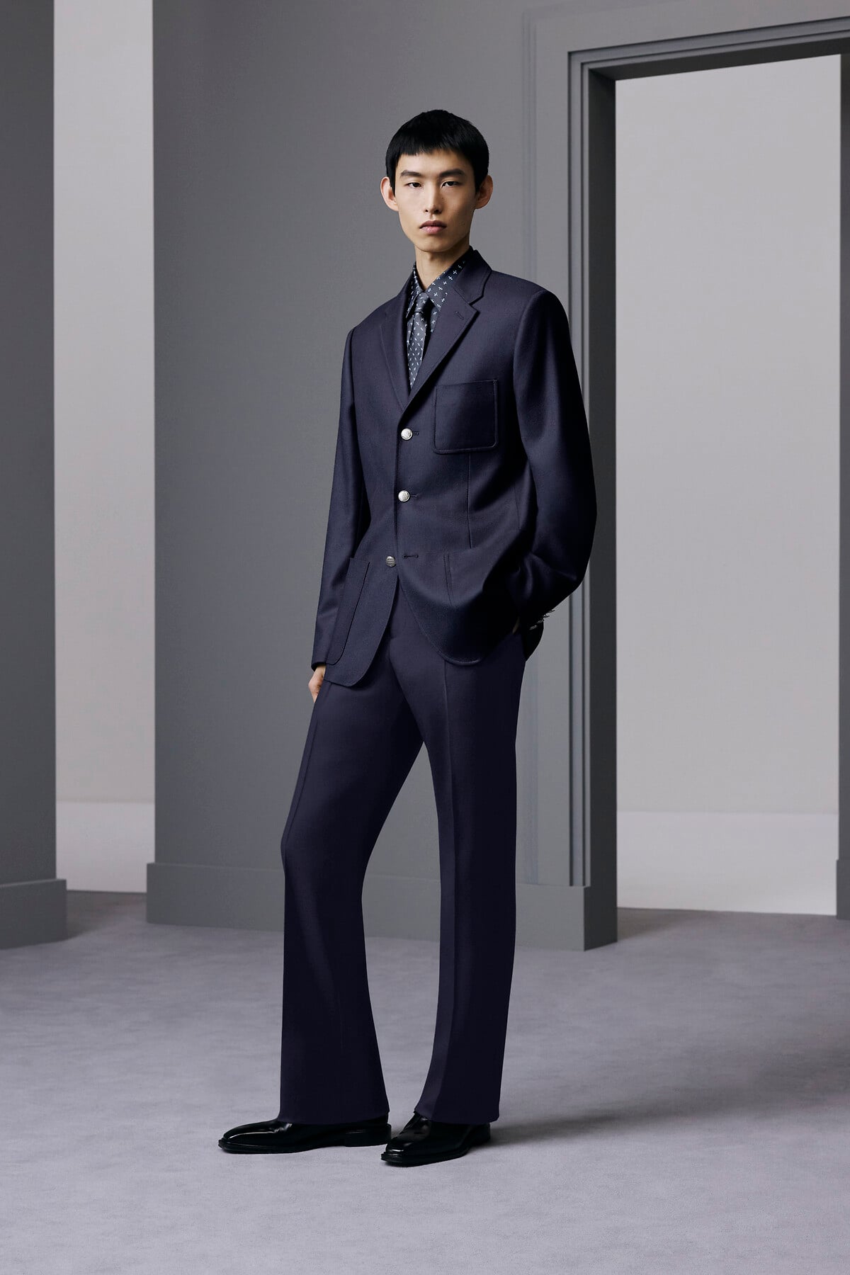 DIOR | ビジネススタイル|メンズ｜ディオール公式オンラインブティック