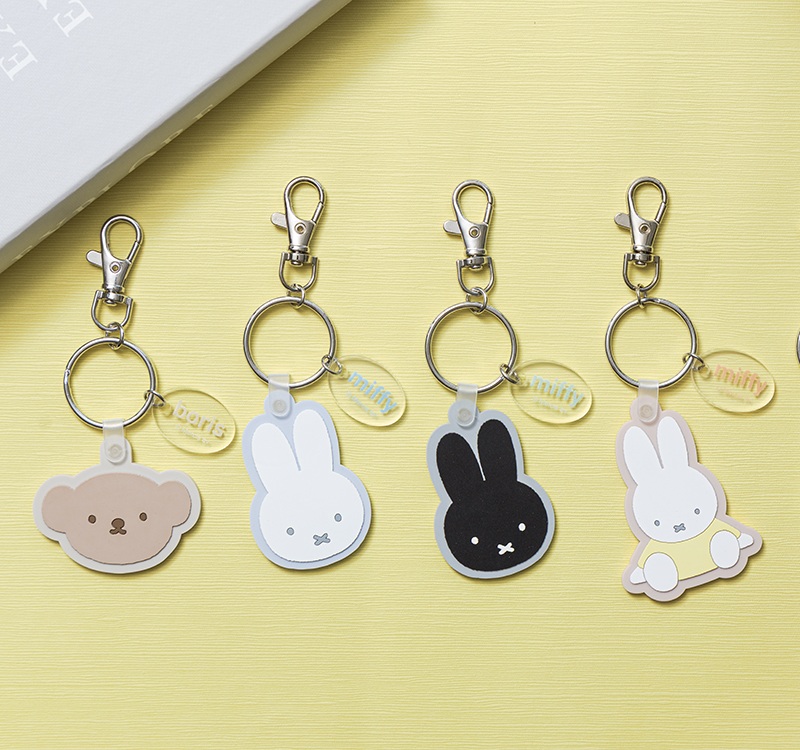 ラバーキーホルダー（ゾーウィー） - dickbruna.jp 日本のミッフィー