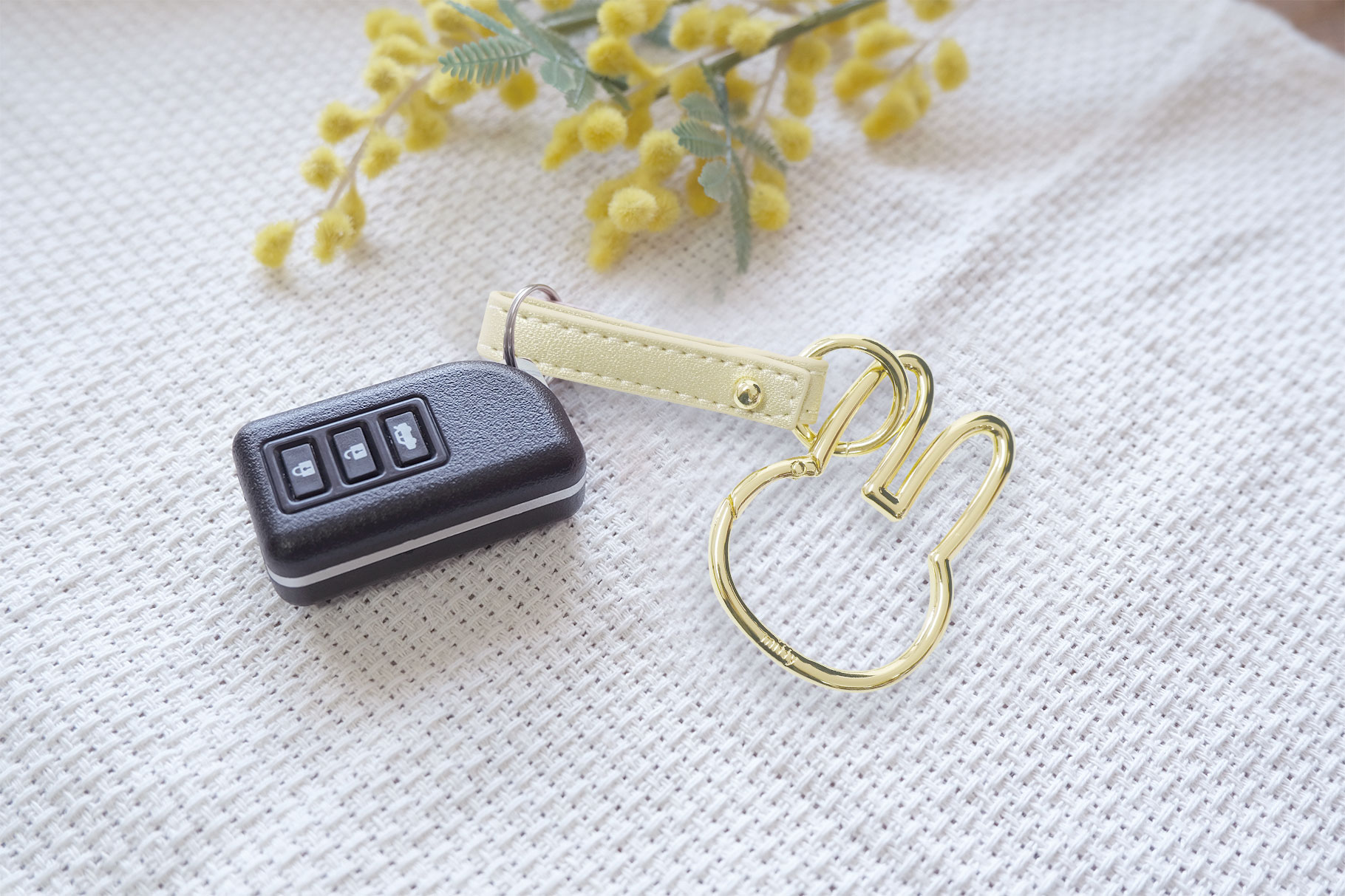 カラビナスマートキーホルダー（ニコット） - dickbruna.jp 日本の