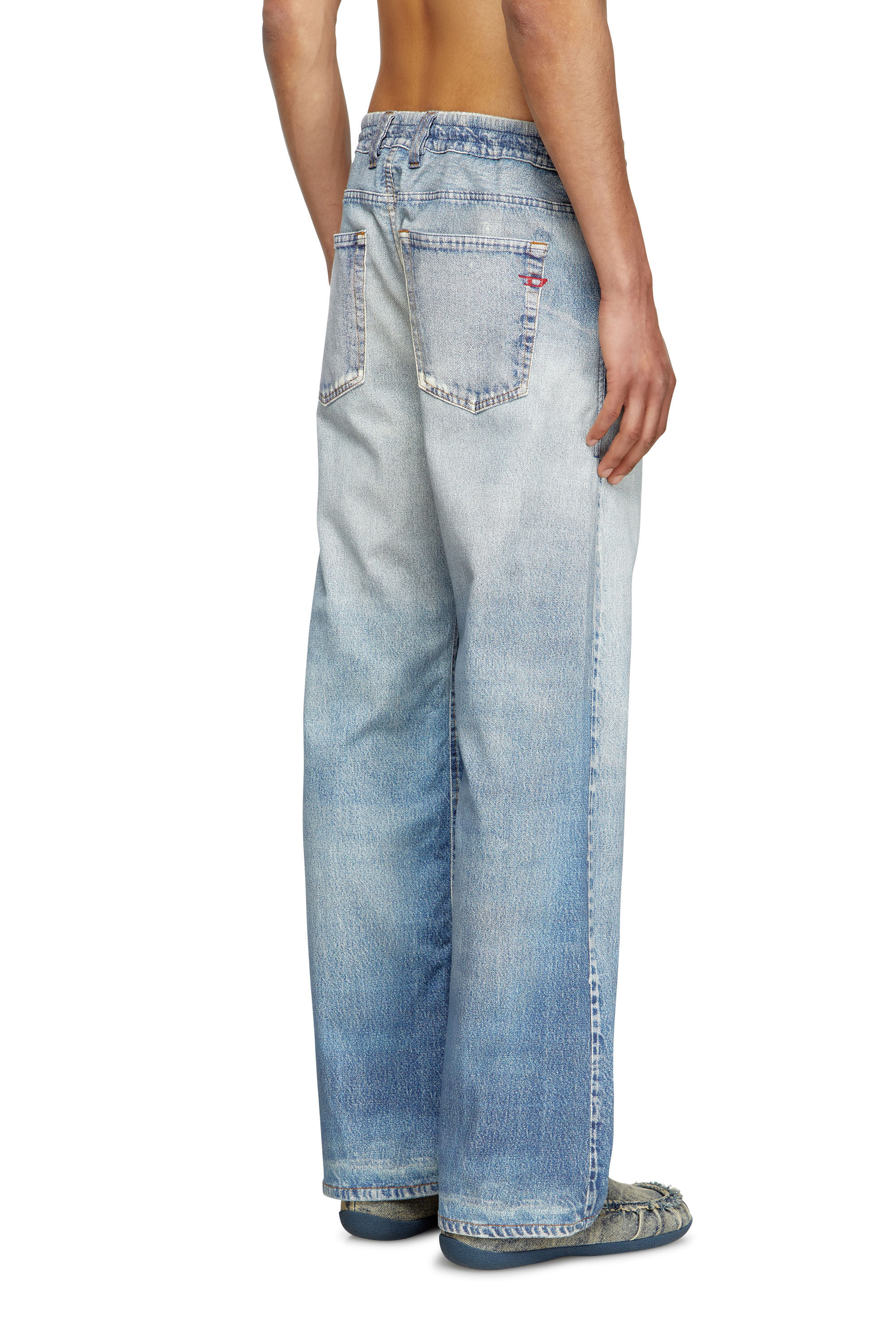 Men's Relaxed Jeans | Light Blue | Diesel 2080 D-Reel Joggjeans®