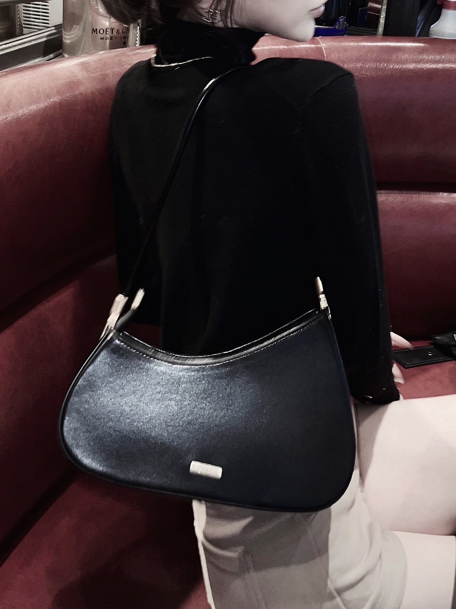 Accent logo curve shoulder bag | DIANTÉ (ディアンテ)公式通販サイト