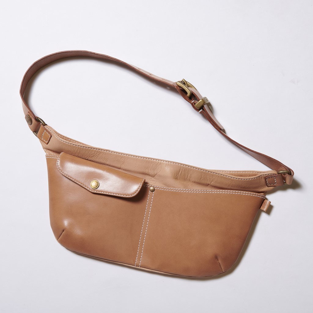 レザーブランドの雄「天神ワークス」発《CLAYTY（クレイティ）》と “春