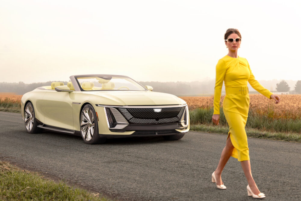 アメリカ・ゴールデンエイジのボディカラーで生まれたキャデラックの