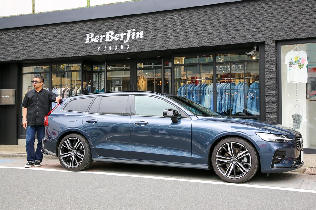 インディゴカラーをまとったスポーティモデル。｜ボルボ・V60【東京