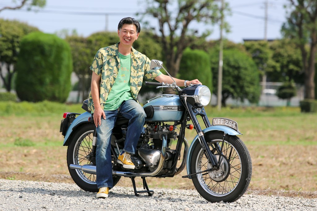 大のアメリカ好きが乗る、英国車。｜1957 TRIUMPH T110 | Dig-it