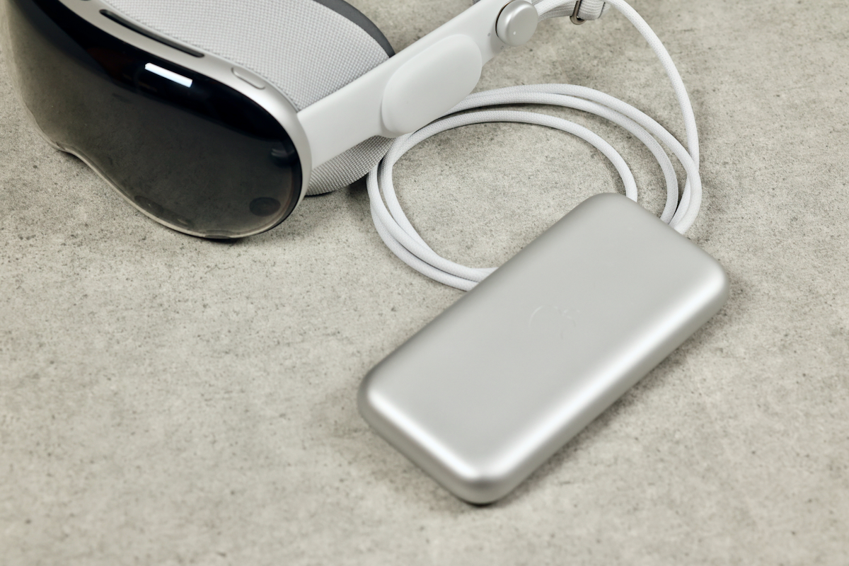 Vision ProはMacBook Airの約70％の電池で1/9の稼働時間。なぜ超燃費が