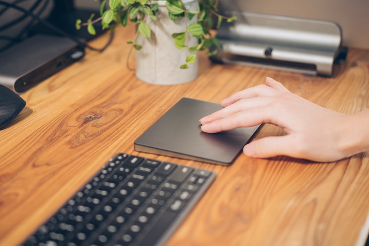 Magic Trackpad 2 スペースグレー Amazon.com: Apple Magic Trackpad 2