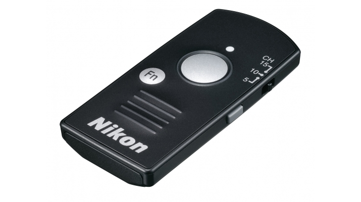 横開き方式バリアングル液晶モニターを搭載したエントリーモデル