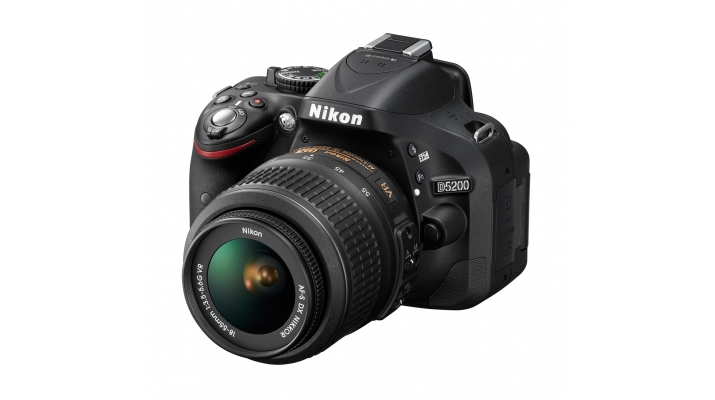 デジタル一眼レフカメラ「D5200」を12月15日（土）から発売開始 | 株式