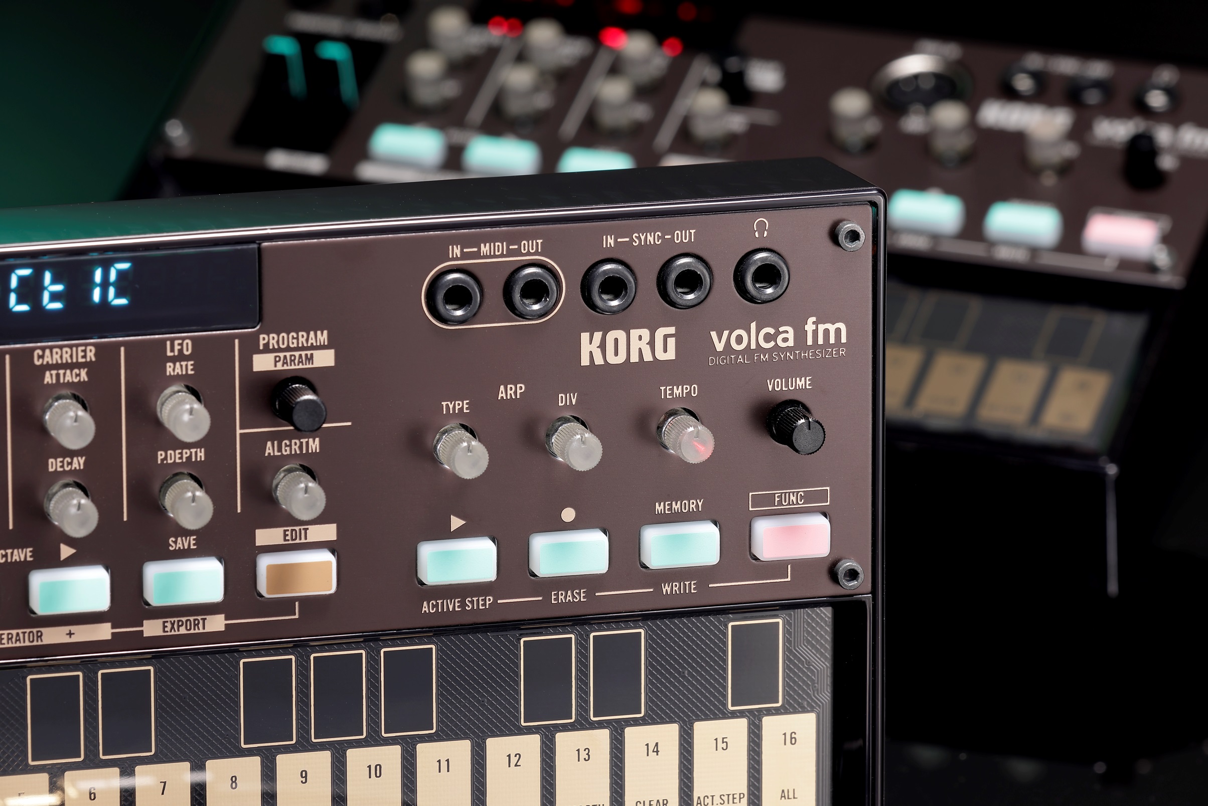 KORG（コルグ）からFM音源の名機を完全再現したポリフォニックデジタル