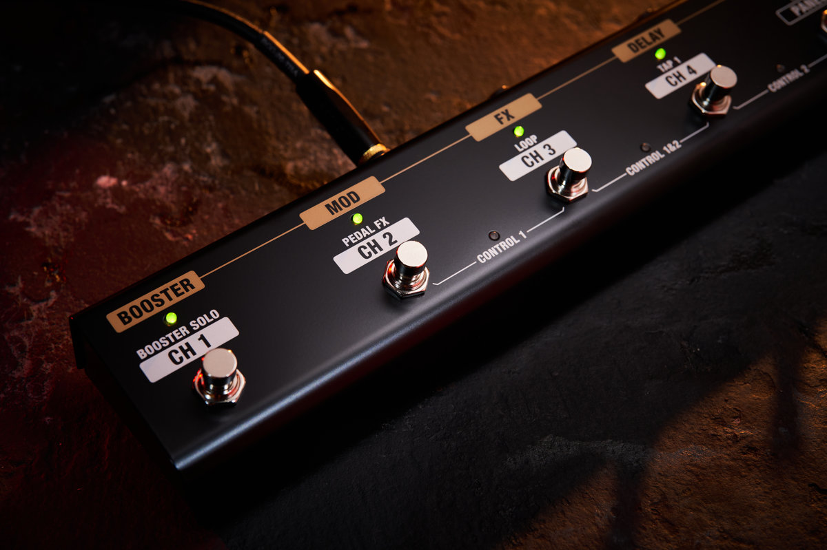 BOSS（ボス）からBOSSアンプ用フットコントローラー「GA-FC EX FOOT