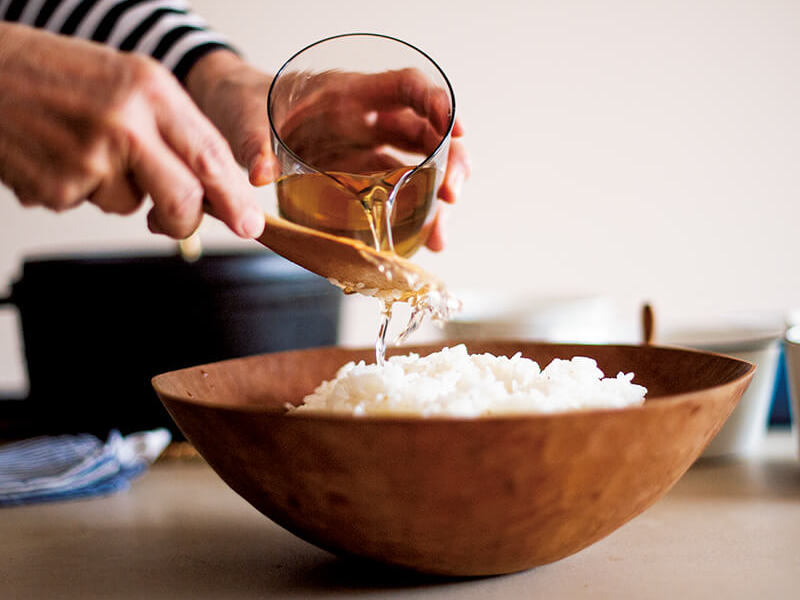 三谷龍二さんの「使い続けるほどに育つ木のうつわ」高橋みどりの食卓の