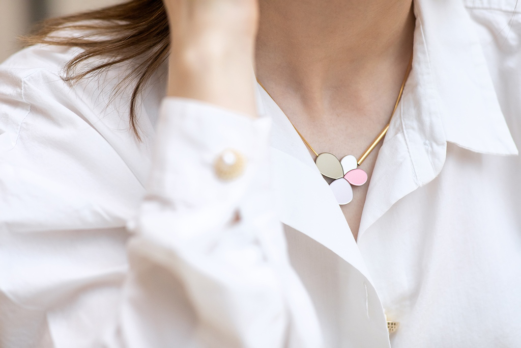 フィンランドのハンドメイドアクセサリー「SAKURA（サクラ）」by BUTONI