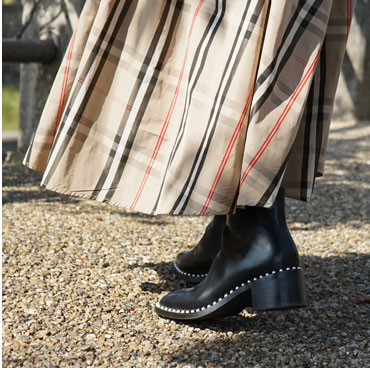 Akiron×Donoban 第一弾コラボ！パールショートブーツ