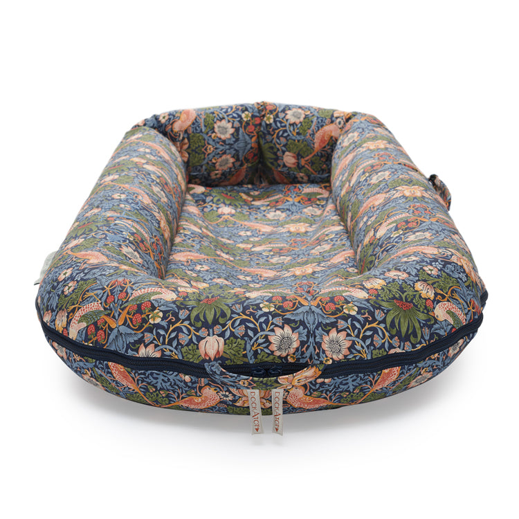 ドッカトット 公式】Deluxe+ Dock - ストロベリースィーフ – DockATot