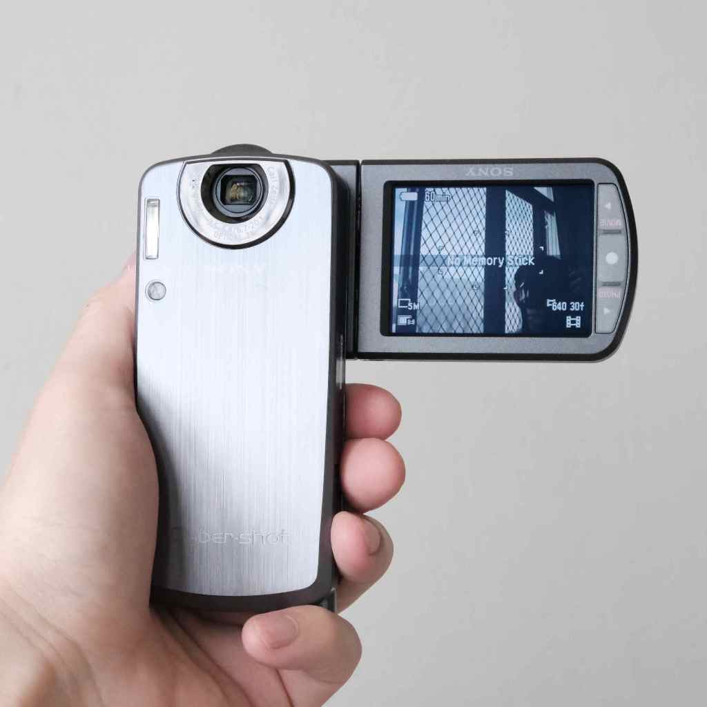 Sony CYBER-SHOT DSC-M1 早期CCD 數位相機(可翻轉螢幕、自拍) | 蝦皮購物