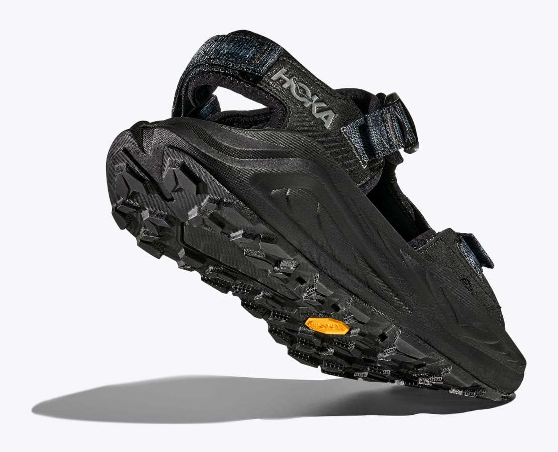 HOKA®公式サイト【インフィニ ハイク TC|INFINI HIKE TC 1162570