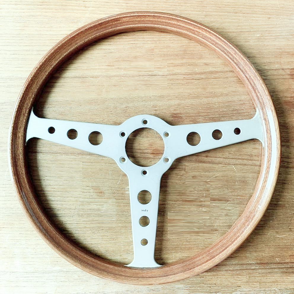 私的なウッド・ステアリングの話 vol5 ビンテージMOMO 前編