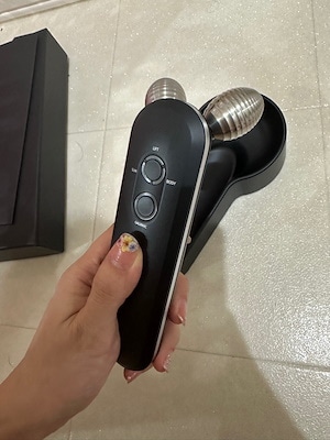 チタンショット中周波美顔器