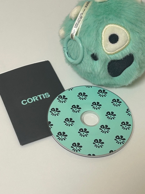 Qoo10] BIGHIT Entertainment 再入荷 CORTIS The 1st E : KPOP