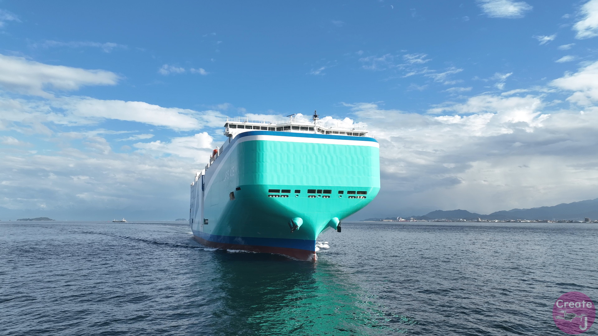 海上試運転「 LAPIS ACE 」商船三井の自動車運搬船 多度津造船建造中