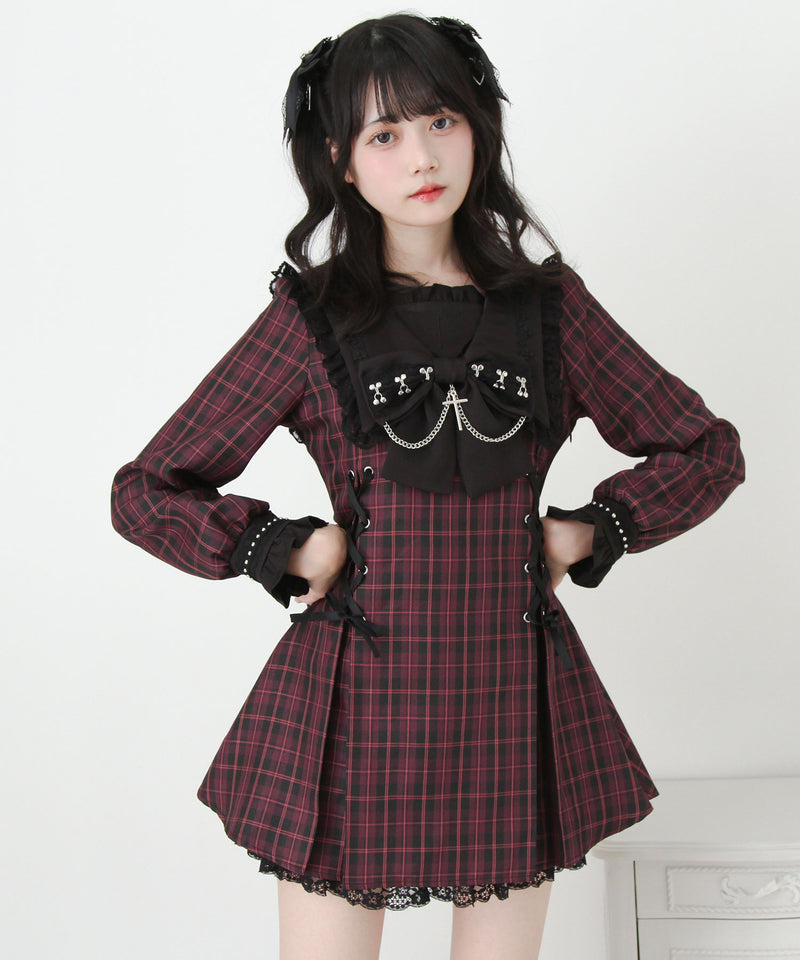 十字架クロススタッズチェーンレースアップフリルセーラーワンピース