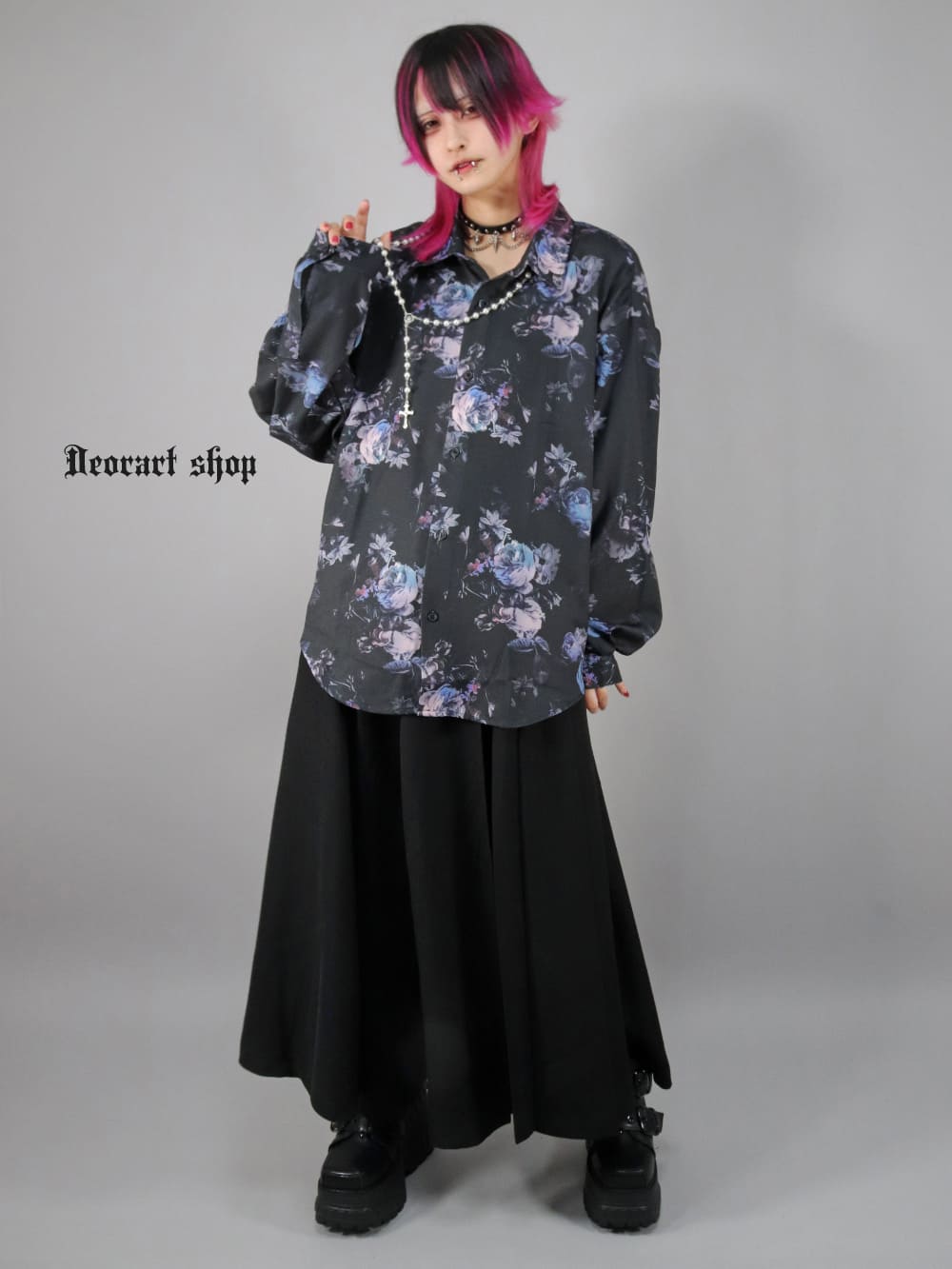 BY7056 ルーズシルエット・ダークカラー ローズ柄 総柄 シャツ[dark
