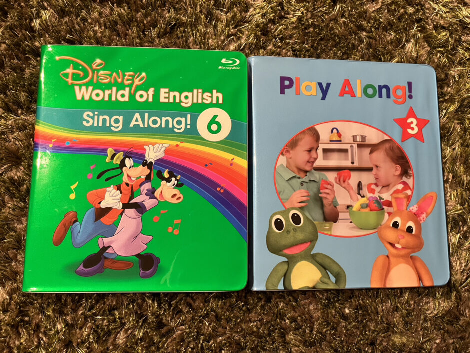 DWE 5th week : Sing Along ! Disc 6, Play Along ! Disc 3 を開封