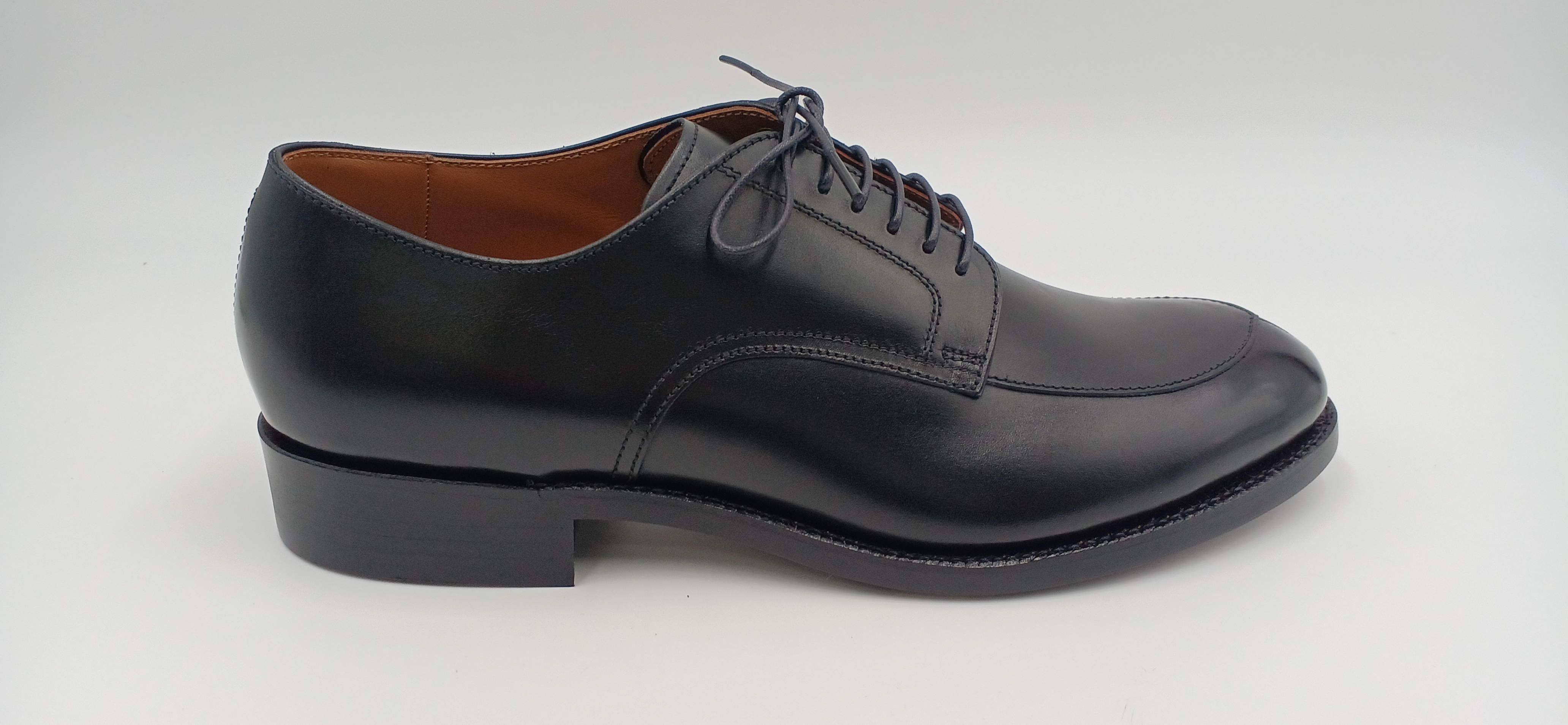 株式会社宮崎製靴-【MD-9】外羽根Vチップ