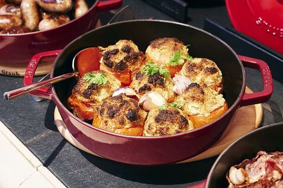 ストウブ／ブレイザーソテーパン24cm | staub (ストウブ) のギフト