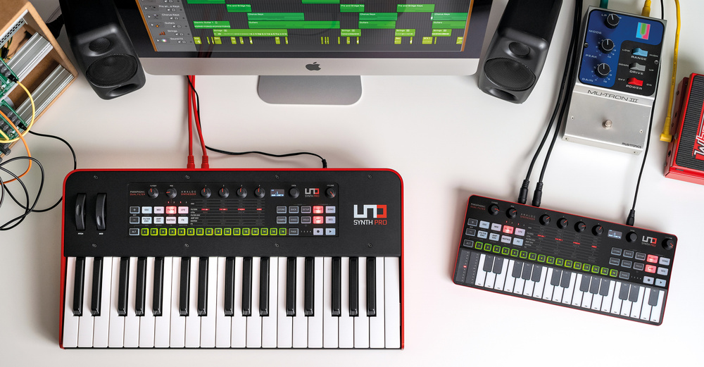 IK Multimedia UNO Synth Pro