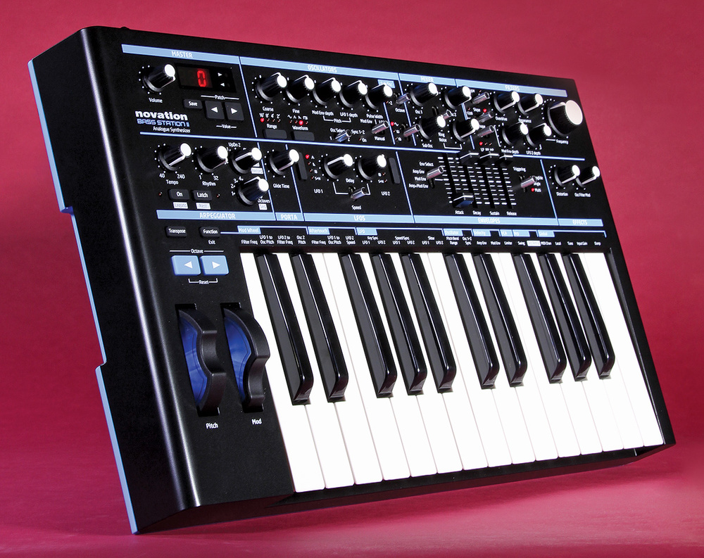 novationbassstation2_01-