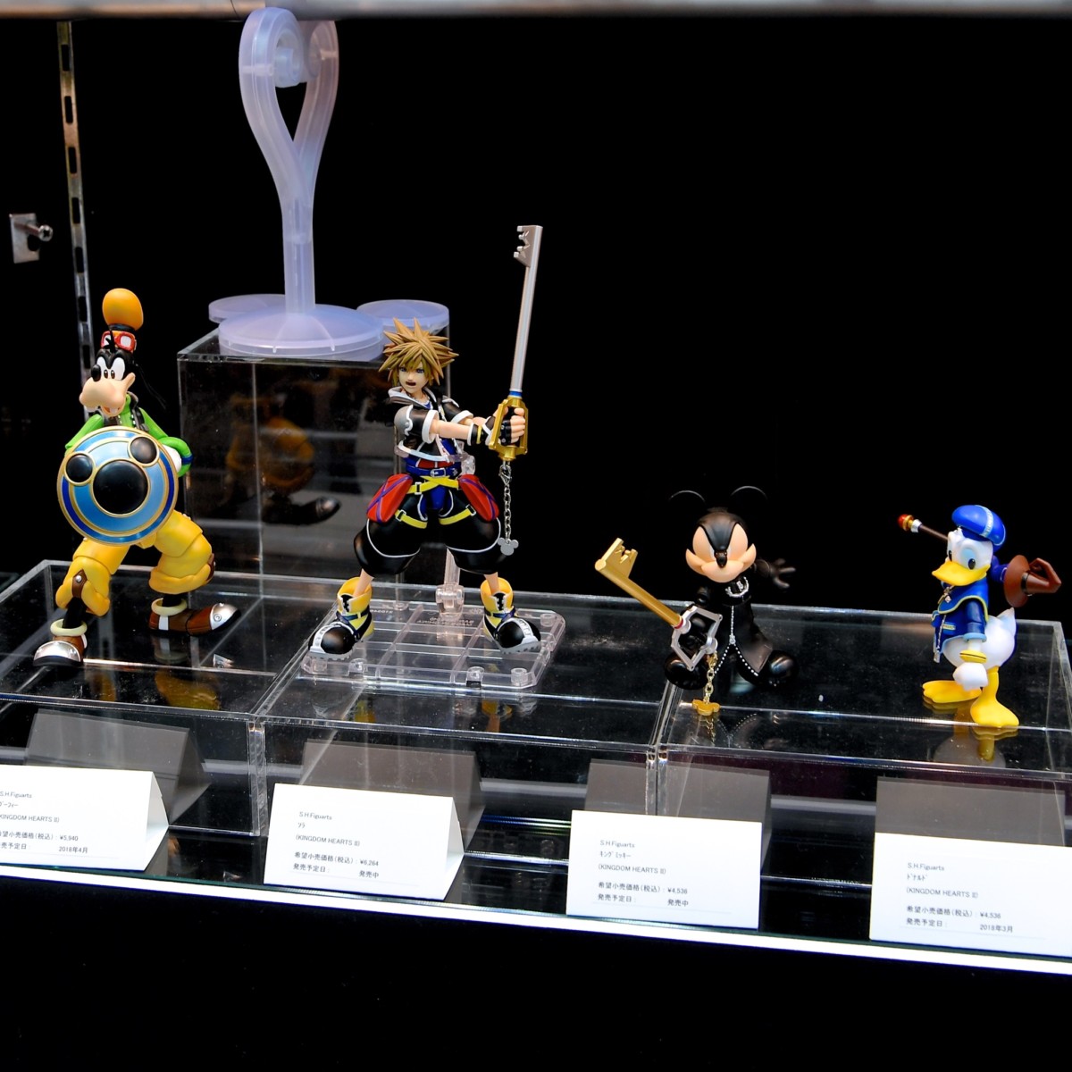 全長約950mmのキーブレード登場！バンダイ『キングダム ハーツ