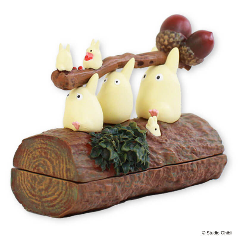 林の中のトトロたちをイメージした小物入れも！どんぐり共和国「となり