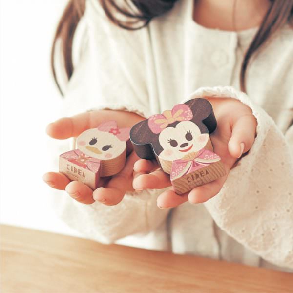 木の風合いが優しいディズニーのおひなさま！ベルメゾン「Disney