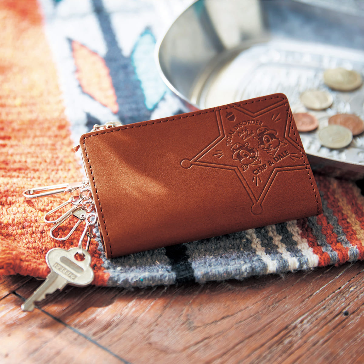 チップ＆デールの型押しがオシャレ！ベルメゾン ディズニー「栃木