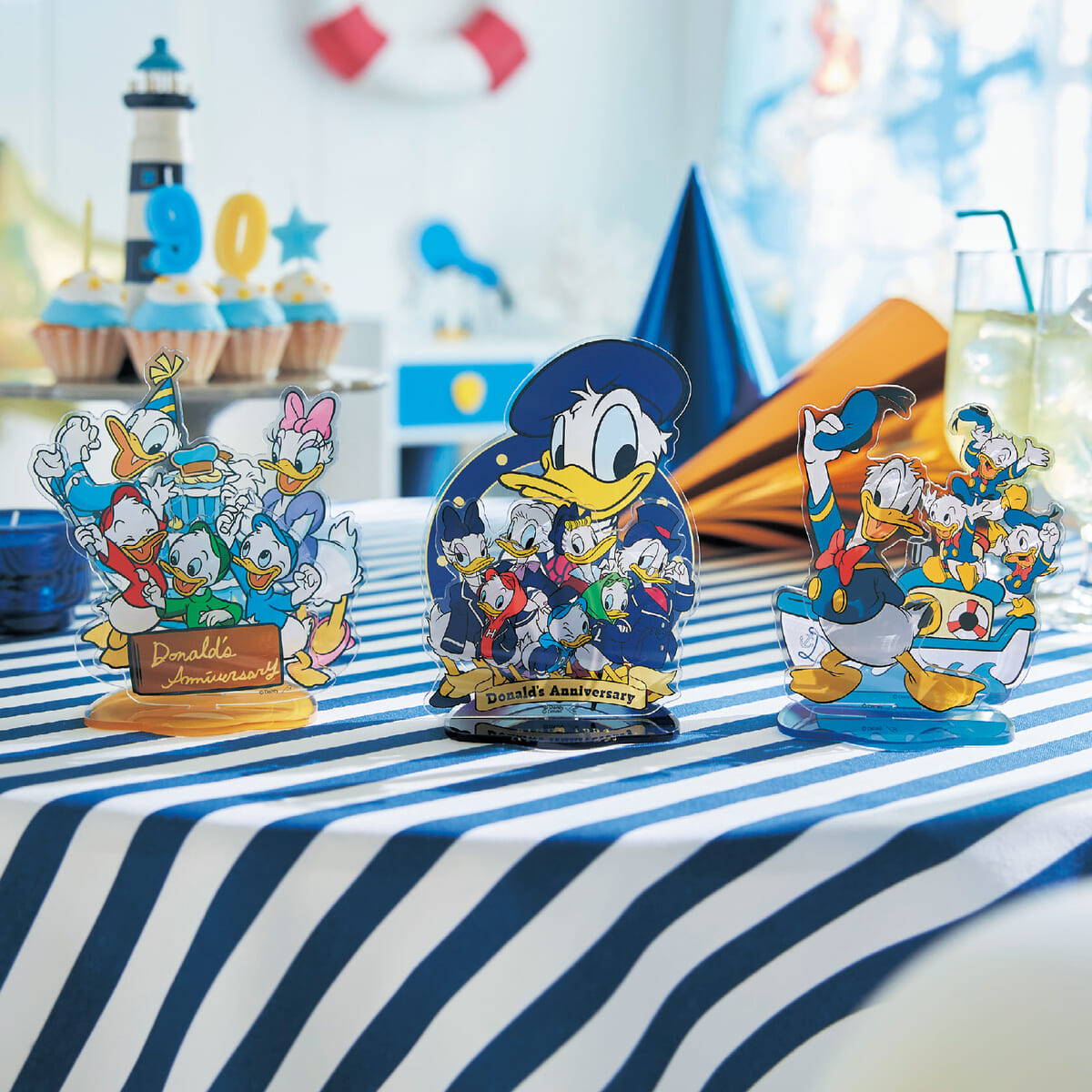 ドナルドダックが主役の90周年記念アート！ベルメゾン ディズニー