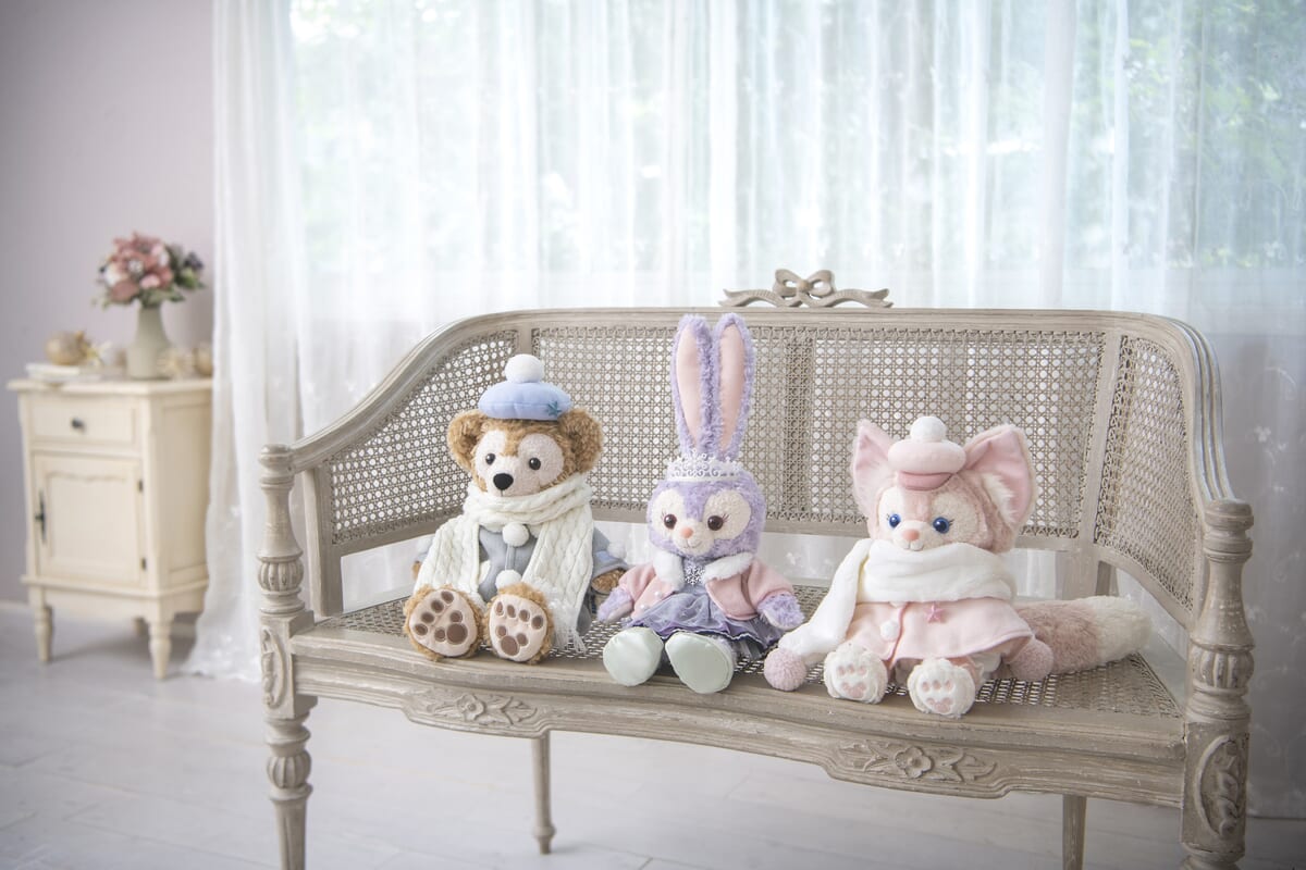 コート姿のぬいぐるみコスチューム！東京ディズニーシー“ダッフィー