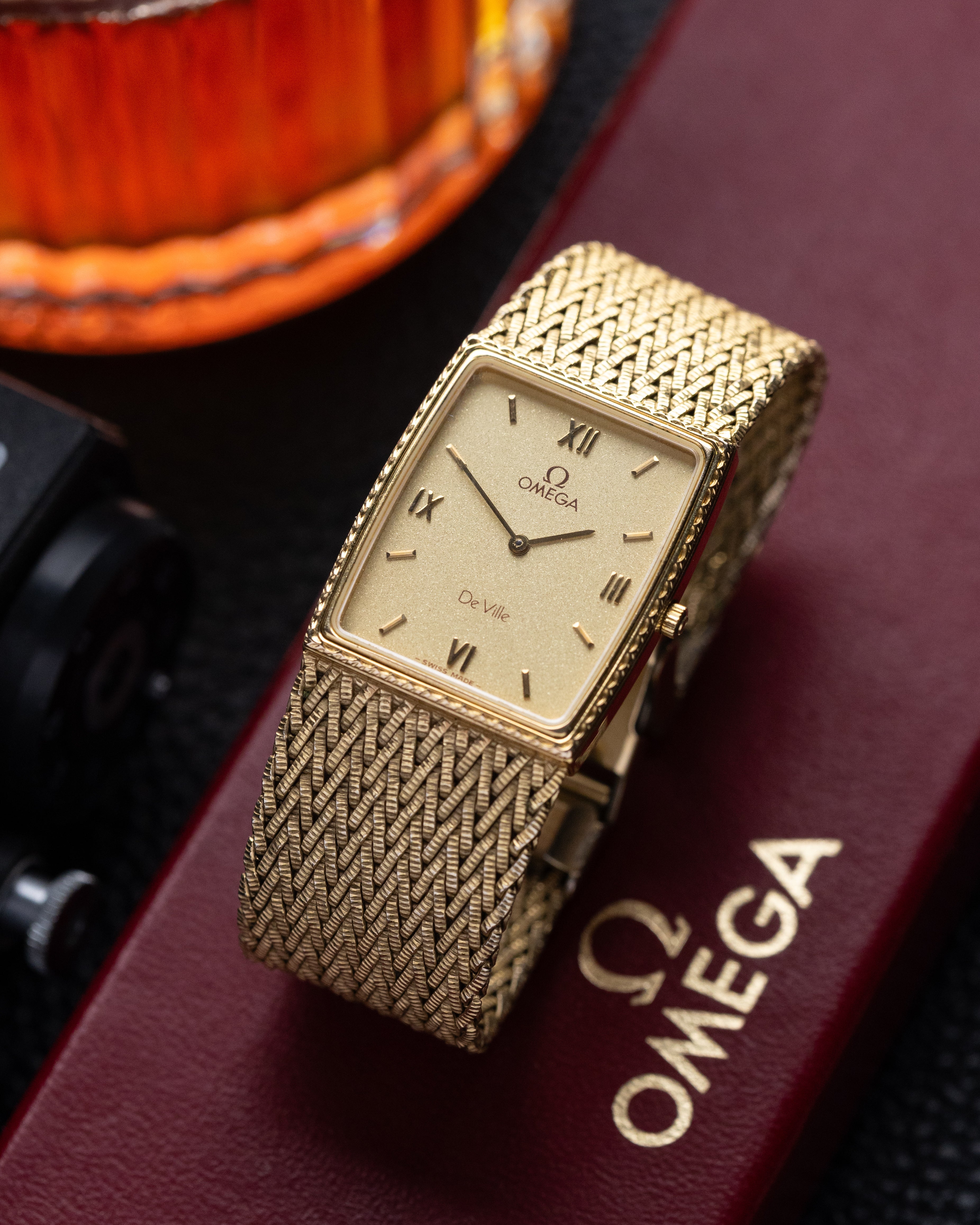 Omega De Ville, Quartz Cal. 1377, Luxury Swiss Unisex Watch from