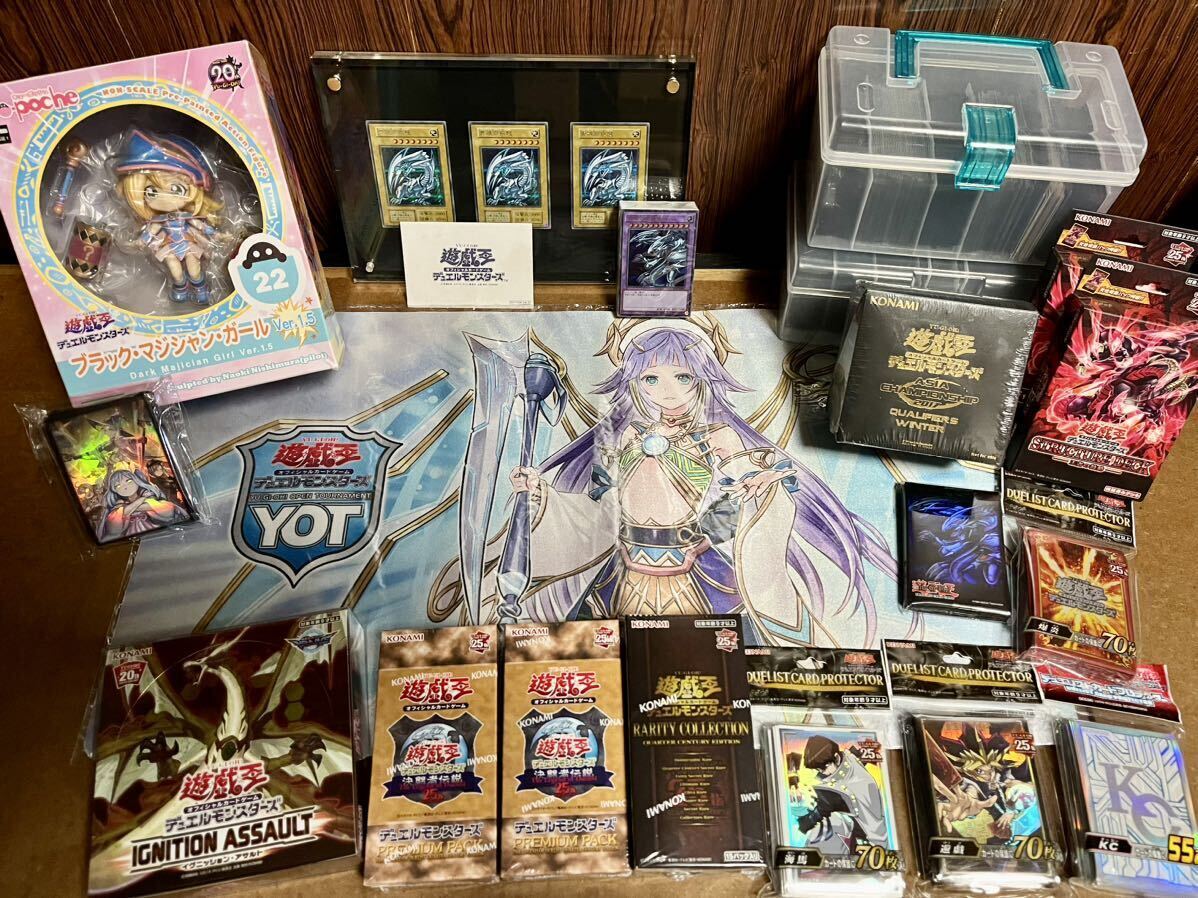 遊戯王 引退品 2000枚超 遊戯王 引退品 2000枚超 遊戯王 引退品 2000枚