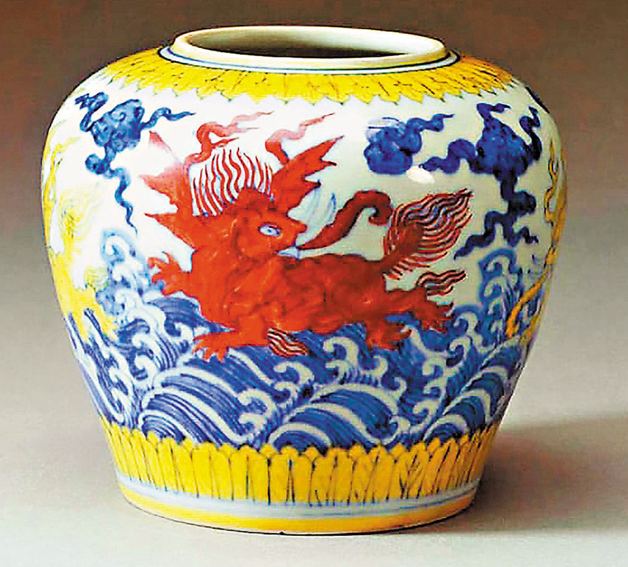 旧蔵 磁器 明代 成化年制 鬥彩 十二生肖紋鶏缸