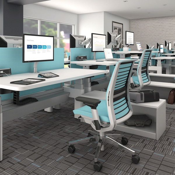 よろずやマルシェ本店 | Steelcase Think シンク チェア フレーム