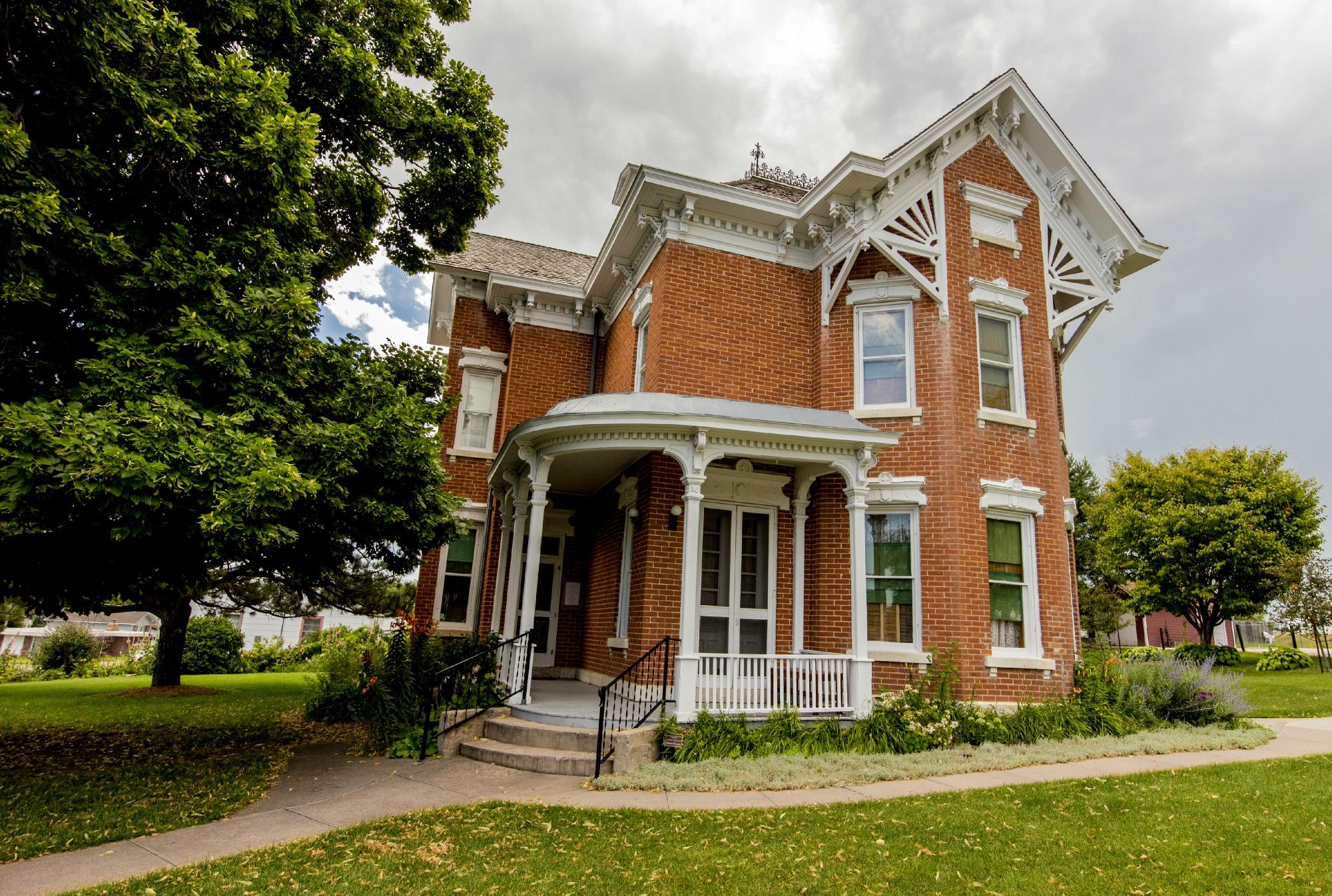 Mansion on the Hill (2026) - All You MUST Know Before You Go (with