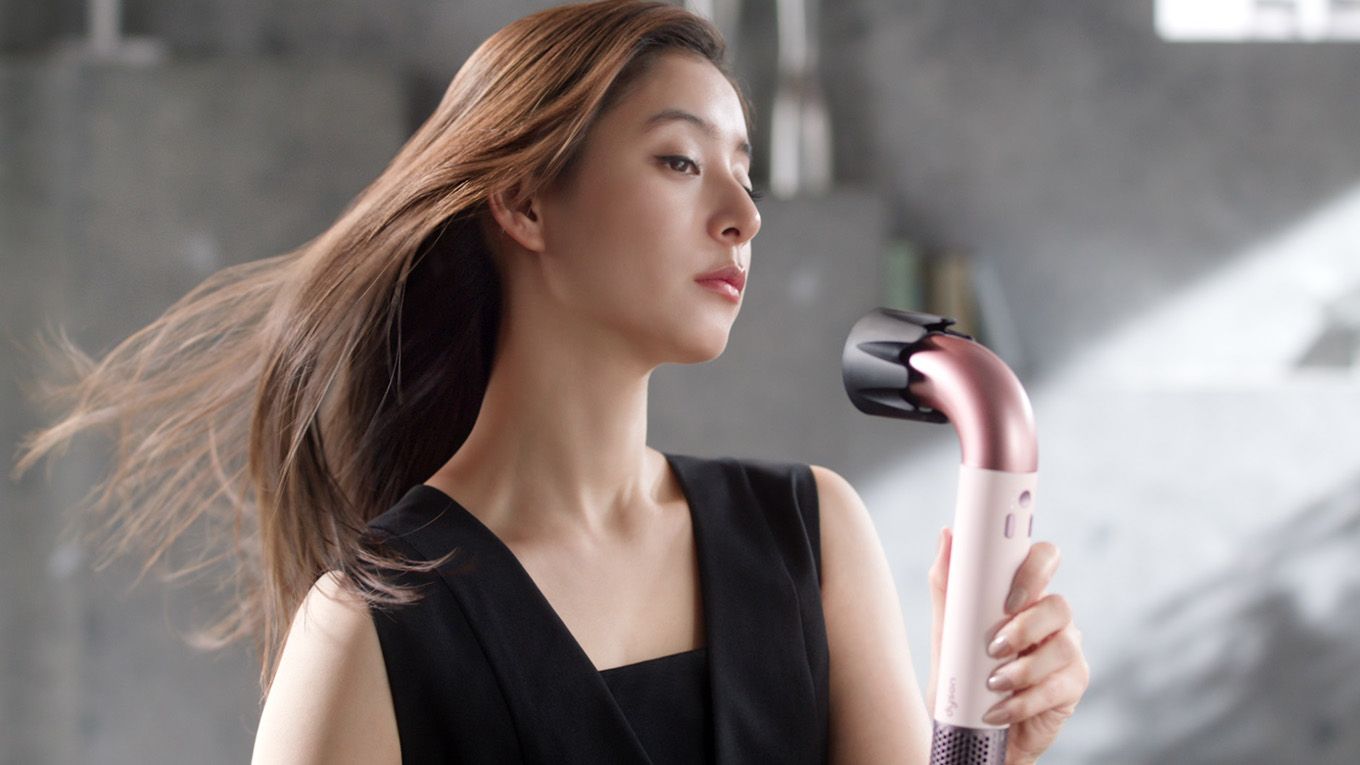 Dyson Supersonic r™ヘアドライヤー セラミックピンク (HD17 VLP