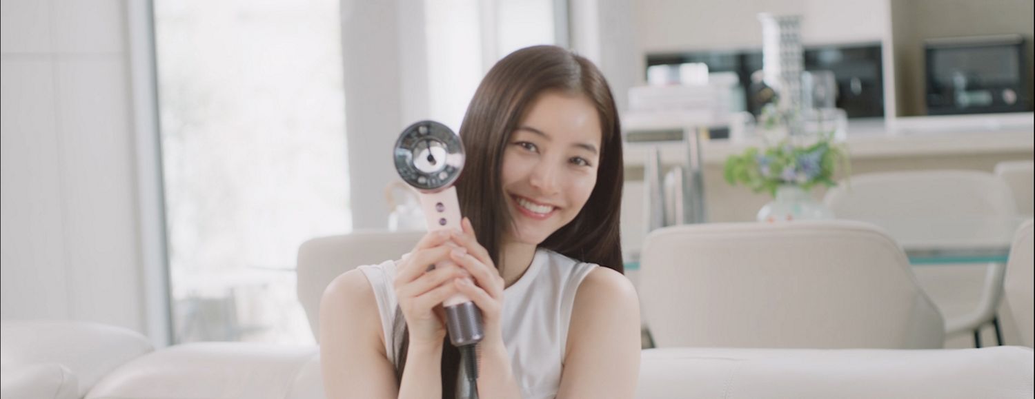 ヘアケア製品一覧 | ダイソン公式