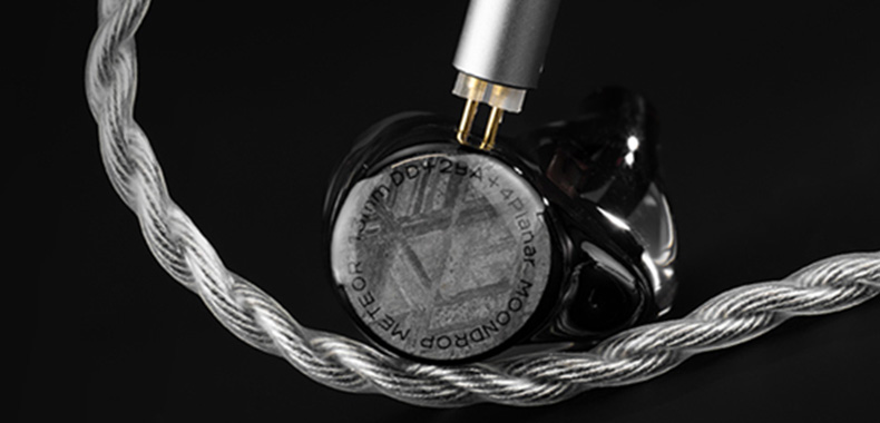 水月雨 (MOONDROP)から1DD+2BA+4Planar搭載のカナル型イヤホン 「流星