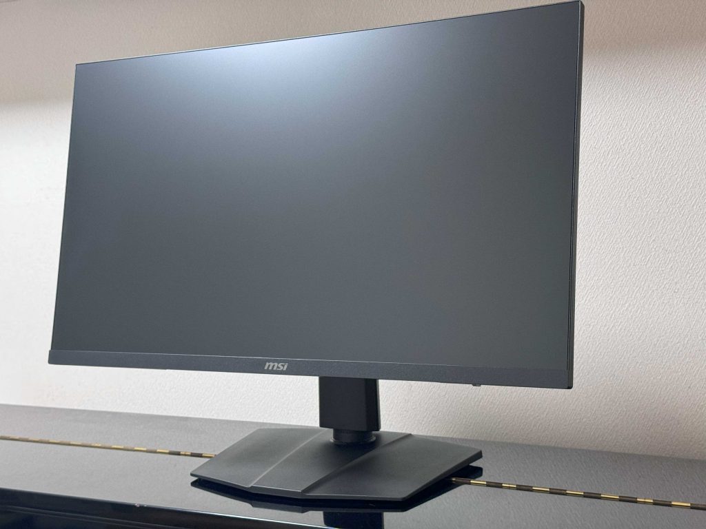 27インチのゲーミングモニター G274QPF E2 はエントリークラスからの