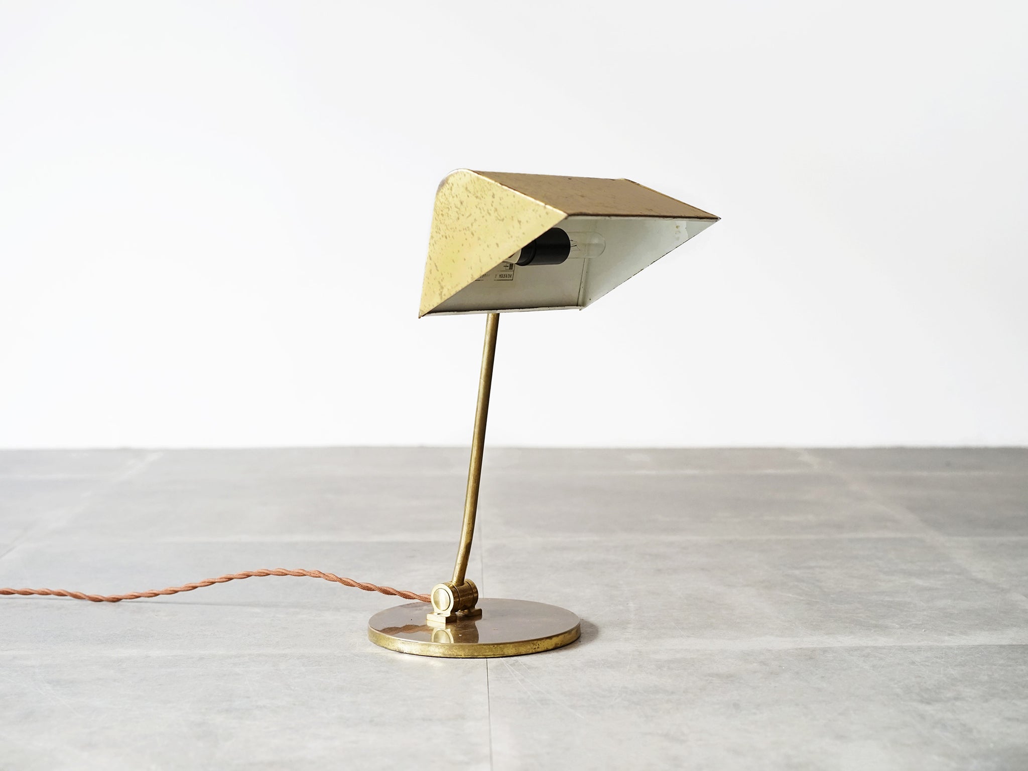 真鍮の1970年代製ヴィンテージランプ テーブルランプ北欧 テーブル