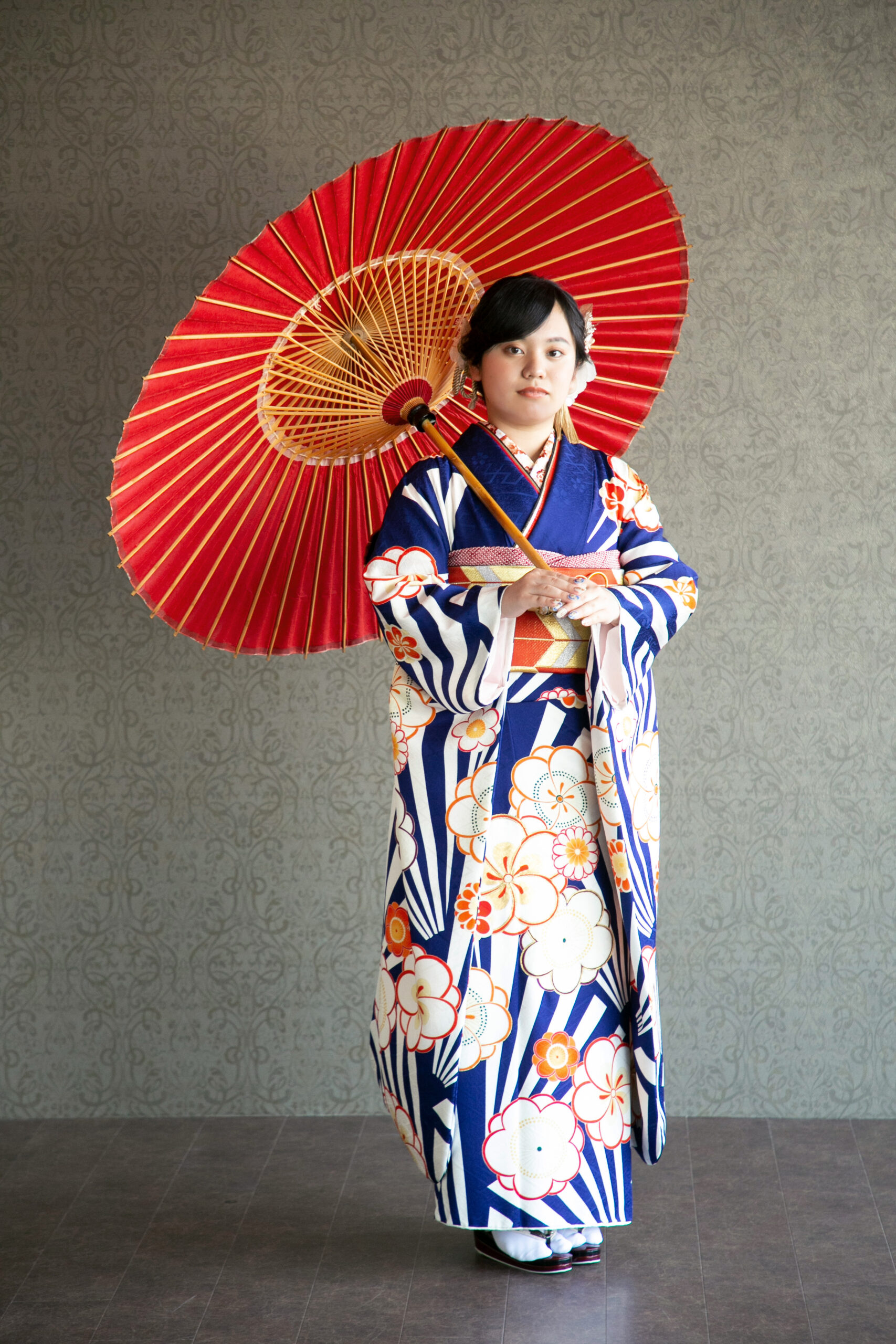 どこか懐かしさを感じる『大正ロマン振袖』とは？ 成人式振袖レンタル